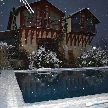 Masal Evi̇